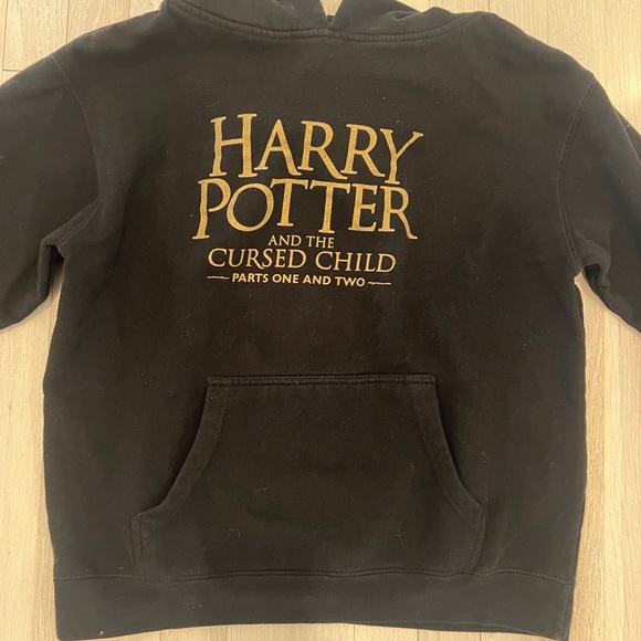 Harry Potter and the Cursed Child Broadway Black Men’s Sweatshirt Hoodie Size XS - Picture 1 of 8